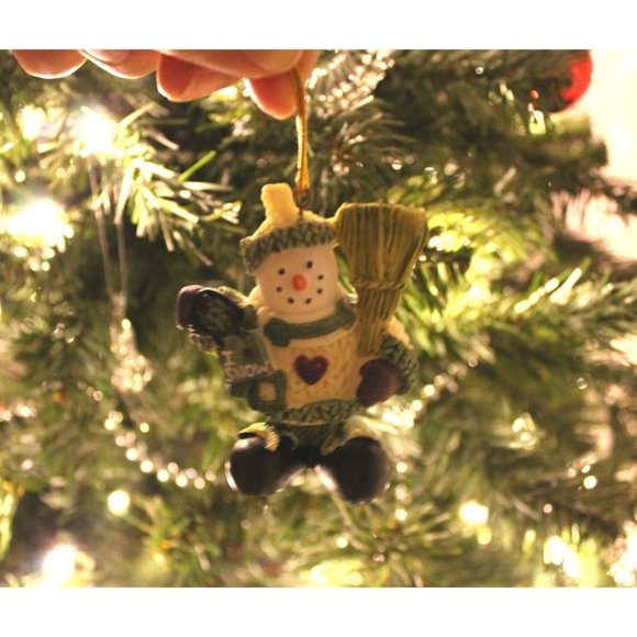 NEW - Holiday Treasures, 5 Piece Ornament - Picture 6 of 9